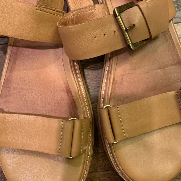 Madewell candy lugsole sandal - Picture 2 of 9